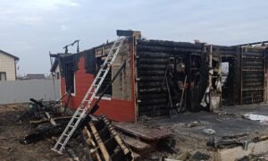 сгоревший коттедж