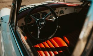 Машина внутри