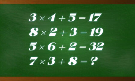 Математические примеры на зеленом фоне