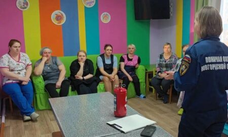 Инструктаж от сотрудника МЧС