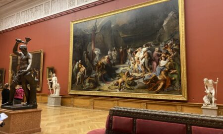 Один из залов Государственного Русского музея.