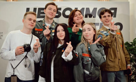 групповое фото бойцов студотрядов