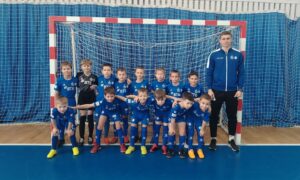 Футболисты "Динамо-Электрон"