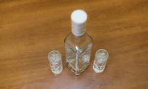 бутылка водки