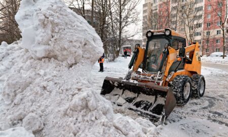 Снегоуборочная техника