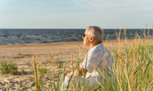 Пожилой человек