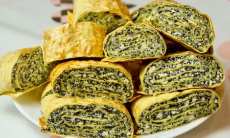 Маковый рулет из лаваша