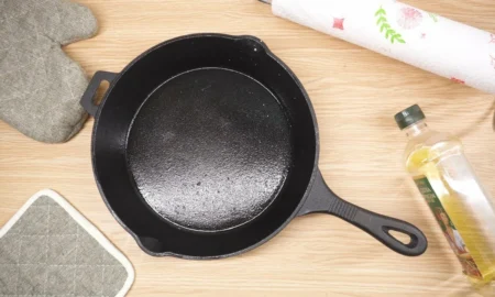 Чугунная сковорода