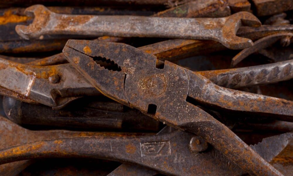 Ржавые инструменты