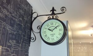 Настенные часы