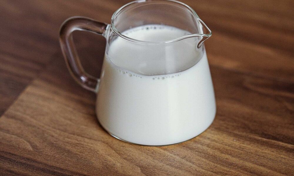 Кувшин с молоком