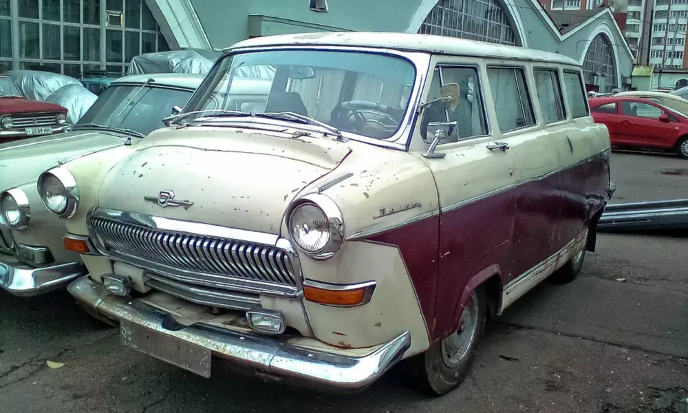 автомобиль ГАЗ-21