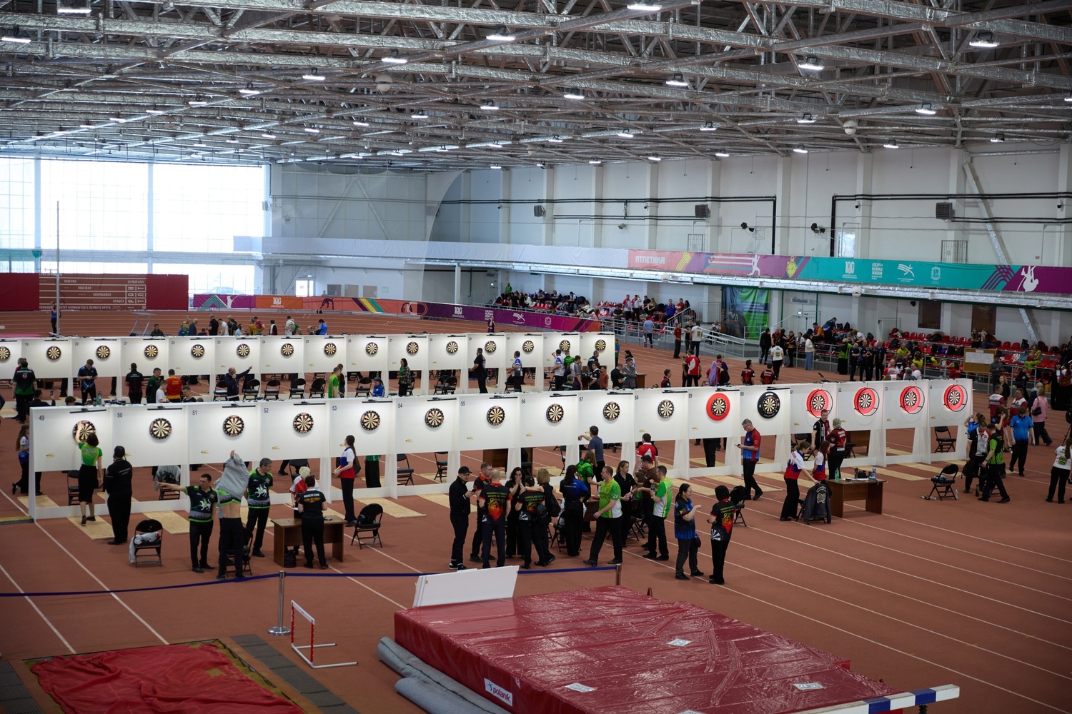 Соревнования по дартсу