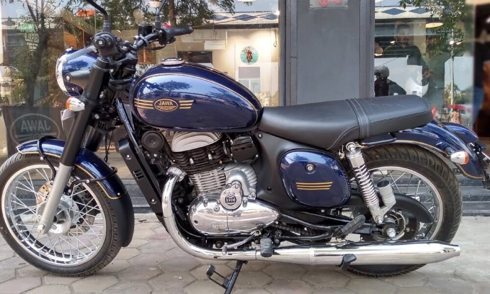 синий мотоцикл Ява