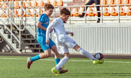 Футбольный матч "Динамо-Электрон"