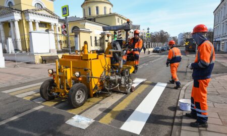 Нанесение дорожной разметки