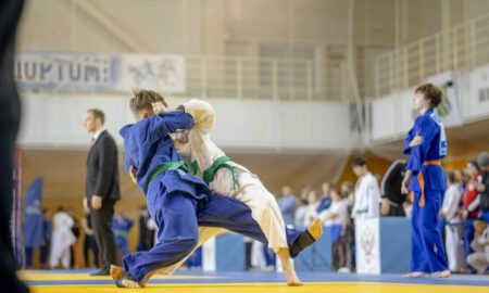 Поединок дзюдоистов