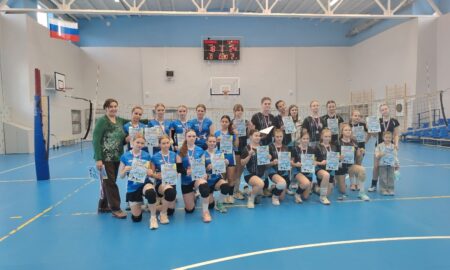 Волейболистки на награждении