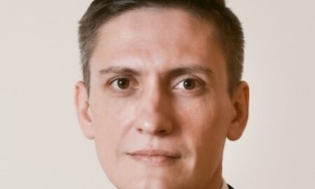 Евгений Вересов на работе
