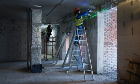 Строительство