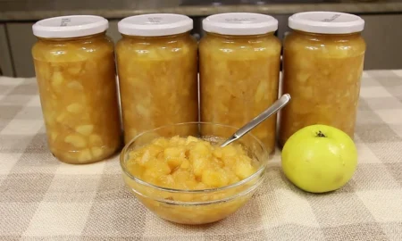 яблоки в банке