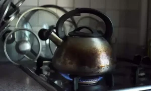 чайник на огне