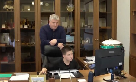 Губернатор с сыном