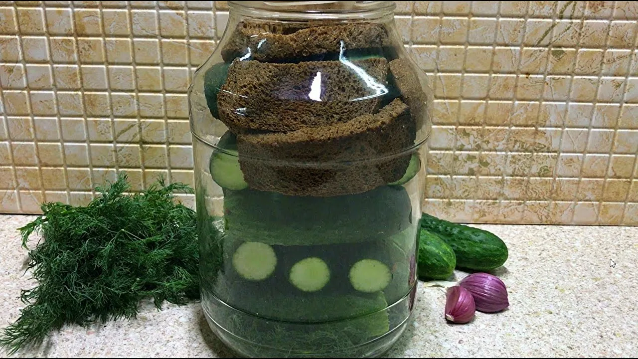 малосольные огурцы