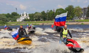 Парад в Великом Новгороде