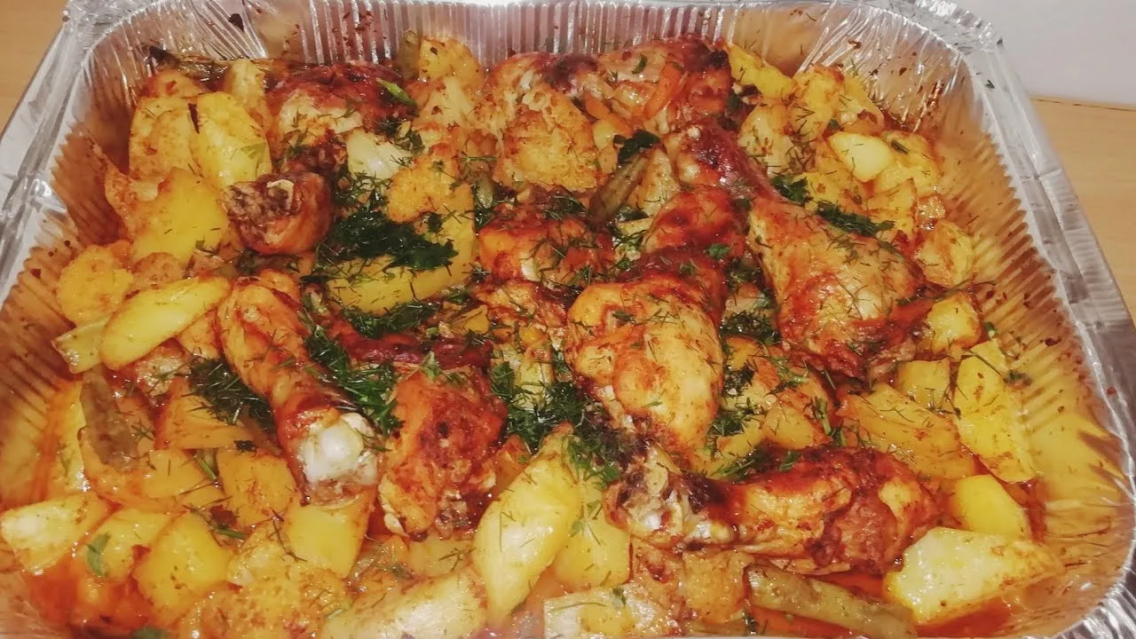 курица с кабачками на противне