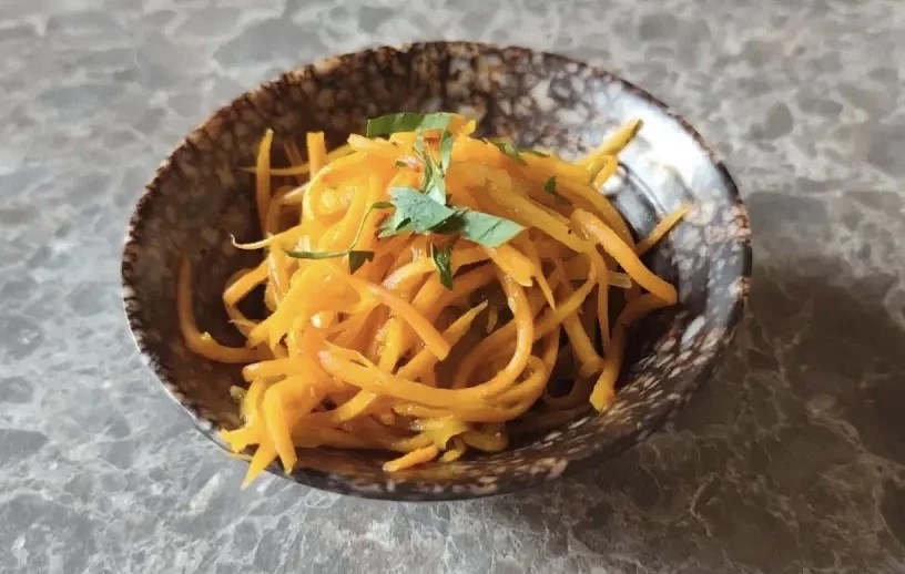Морковь по-корейски на зиму.