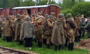 Фестиваль "Забытый подвиг" под Новогородом.