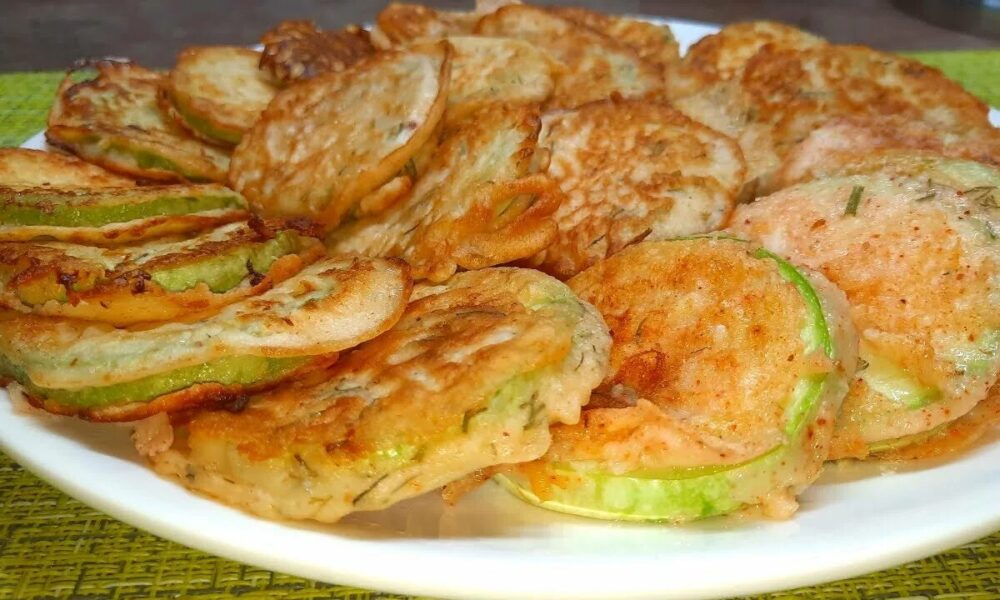 Кабачки в сырном кляре.