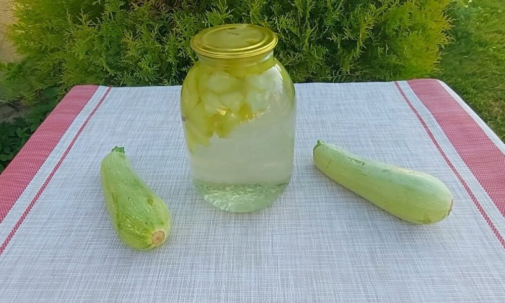 Компот из кабачков.