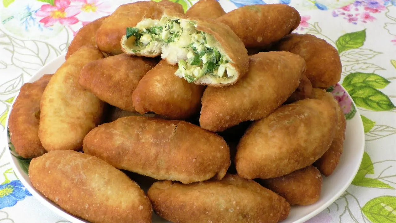 Пирожки с яйцом