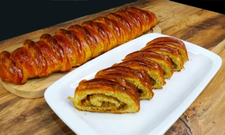 рулет с ореховой начинкой
