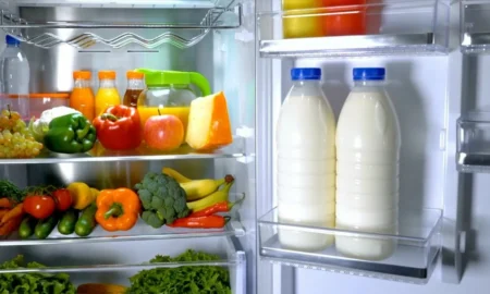 продукты в холодильнике