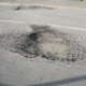 Провал в асфальте