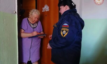 Маловишерский округ: пожарные провели масштабный профилактический рейд. Теги: пожарный расчет, инструктаж МЧС