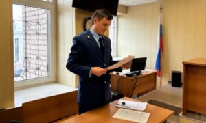 М-11 «Нева»: перевозка тайника с метадоном обернулась 8 годами тюрьмы. Теги: Зал суда, Патрульный автомобиль, Трасса М-11