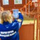 Пожарные проверили частный сектор под Новгородом из-за угрозы возгораний. Теги: пожарный инспектор, инструктаж населения, памятка безопасности