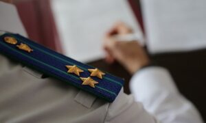 Новгородская прокуратура отреагировала на заморозку стройки элитного ЖК. Теги: замороженная стройка, недостроенный дом