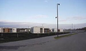 Поселок для ученых НовГУ: в Великом Новгороде сдали первые коттеджи. Теги: Коттеджный поселок, Новые дома, Спортивная площадка