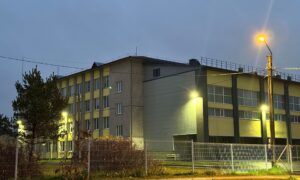Школу №8 в Боровичах закрыли на долгий карантин из-за гепатита «А». Теги: школьный класс, дезинфекция помещений, закрытая школа
